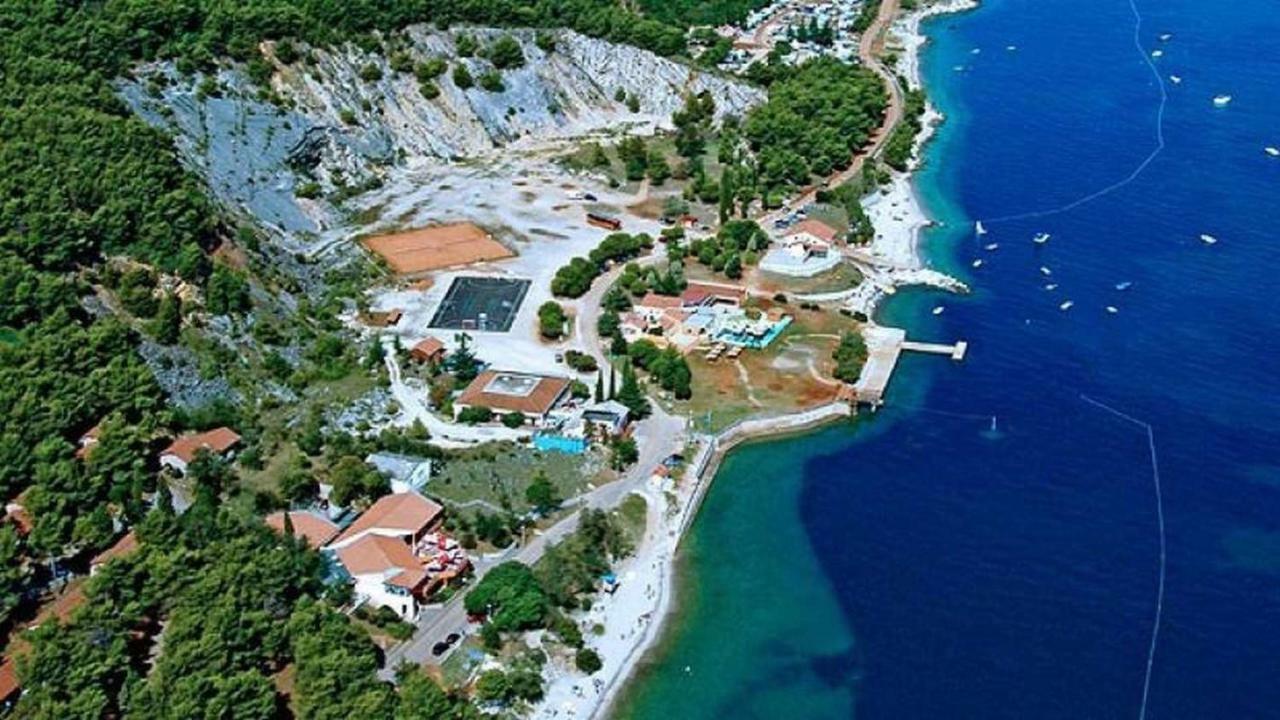 Apartment Stari Kesten Ουμάγκ Εξωτερικό φωτογραφία